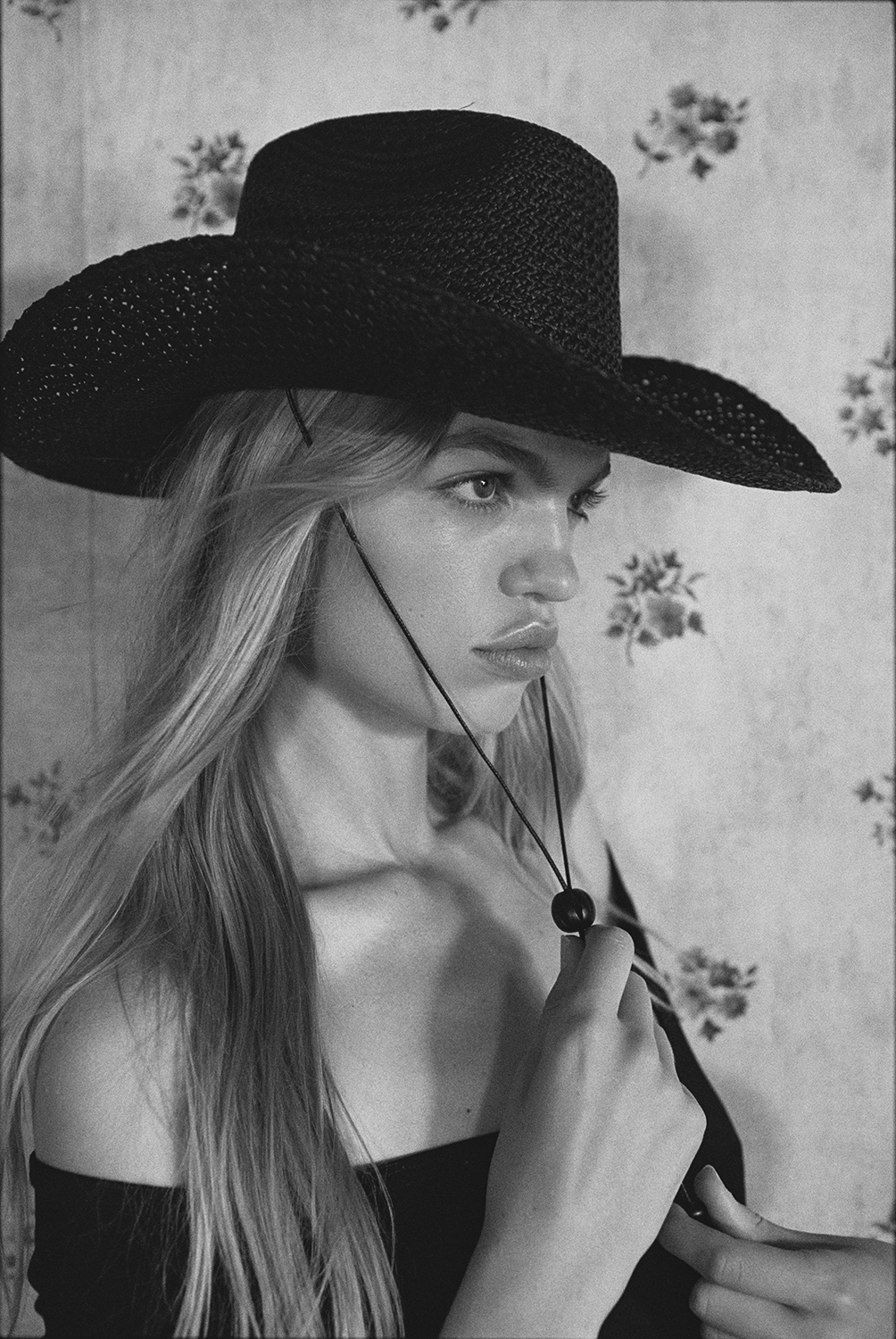 Daphne Groeneveld – Lack Of Colors // Jason Lee Parry